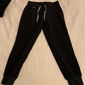 Figs Zamora joggers XS Petite in black